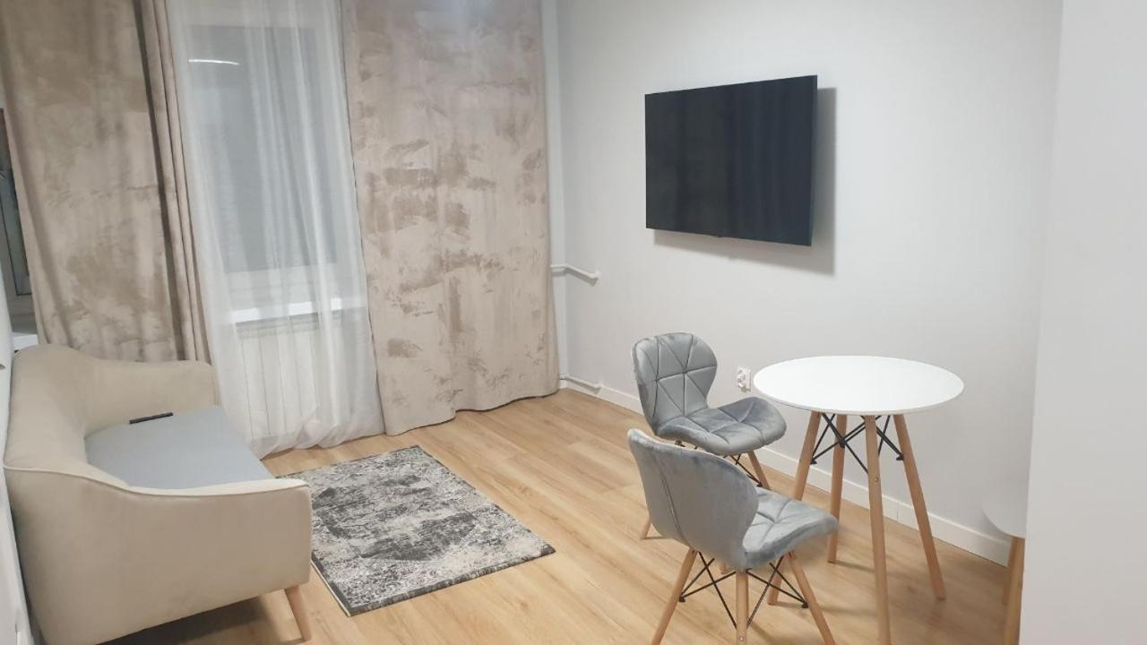 White House Apartaments ワルシャワ エクステリア 写真